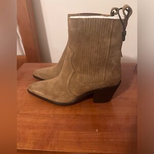 Real leather brown heeled boots